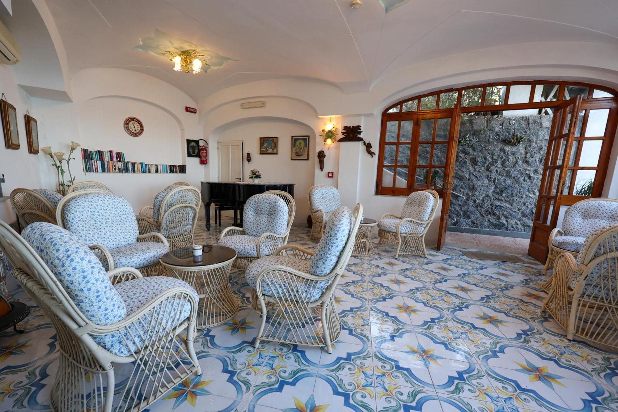 Hotel Residence - Parco Mare Monte Casamicciola Terme Eksteriør billede